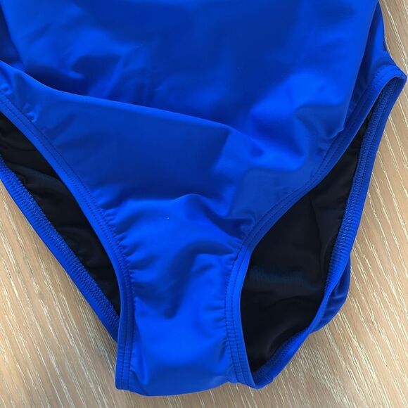 Sold,Women’s 34/8, NWT - Picture 6 of 8